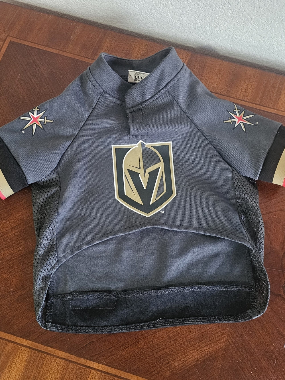 NHL Vegas Golden Knights Pet Jersey, Size Medium For Small Dog / Cat